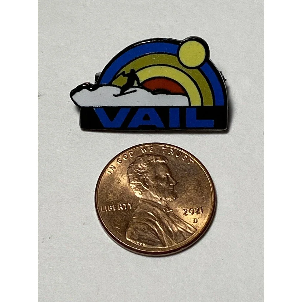 VAIL Rainbow Skiing Ski Pin COLORADO Travel Resort Souvenir Lapel